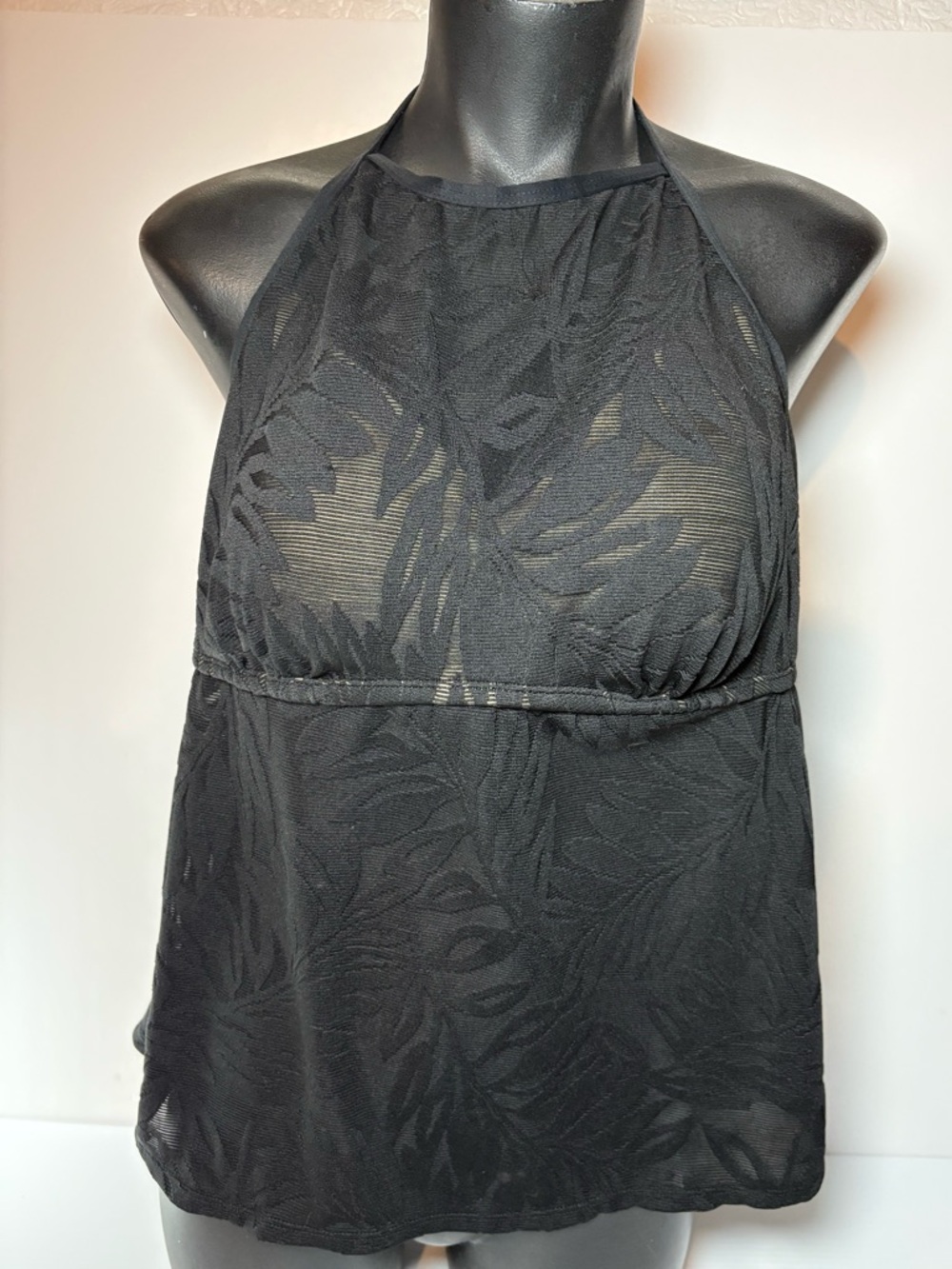 Beach Couture Black & Nude Swim Top size XL